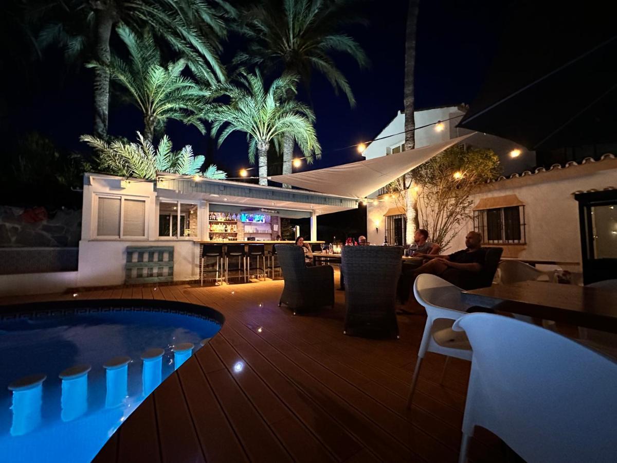 Banus Lodge Marbella Exterior photo